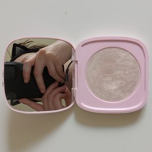 COLOURPOP candy floss highlighter